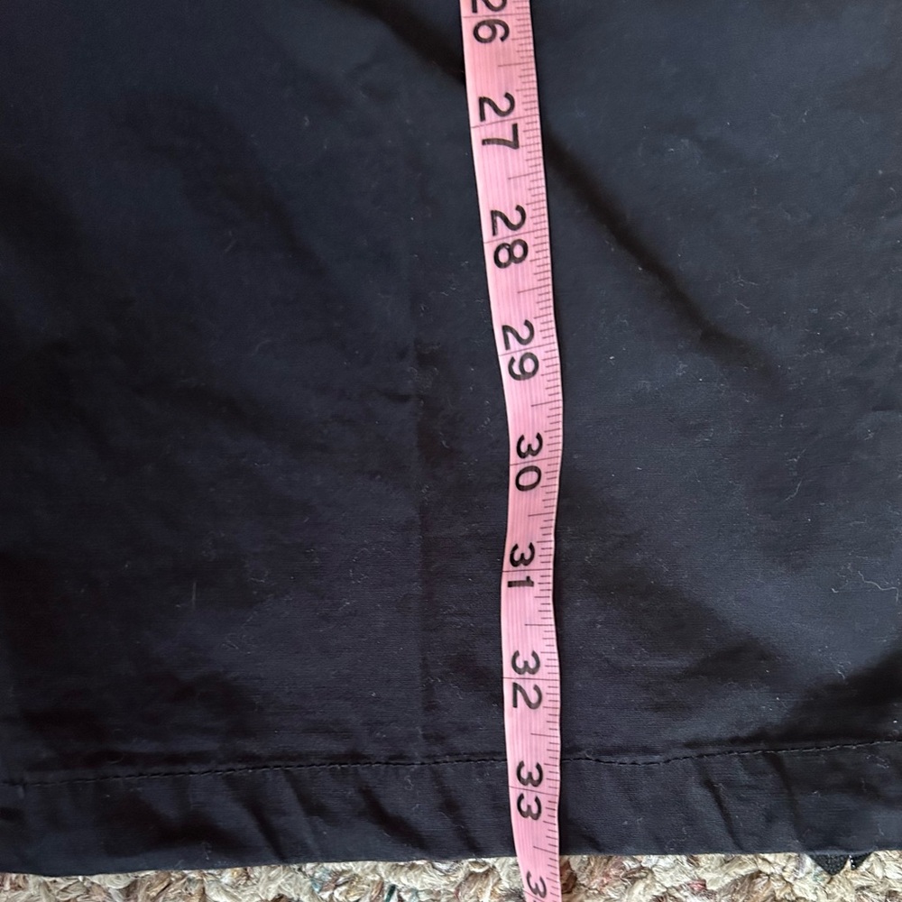 💚3/$25 size 20W black capris - Picture 8 of 11